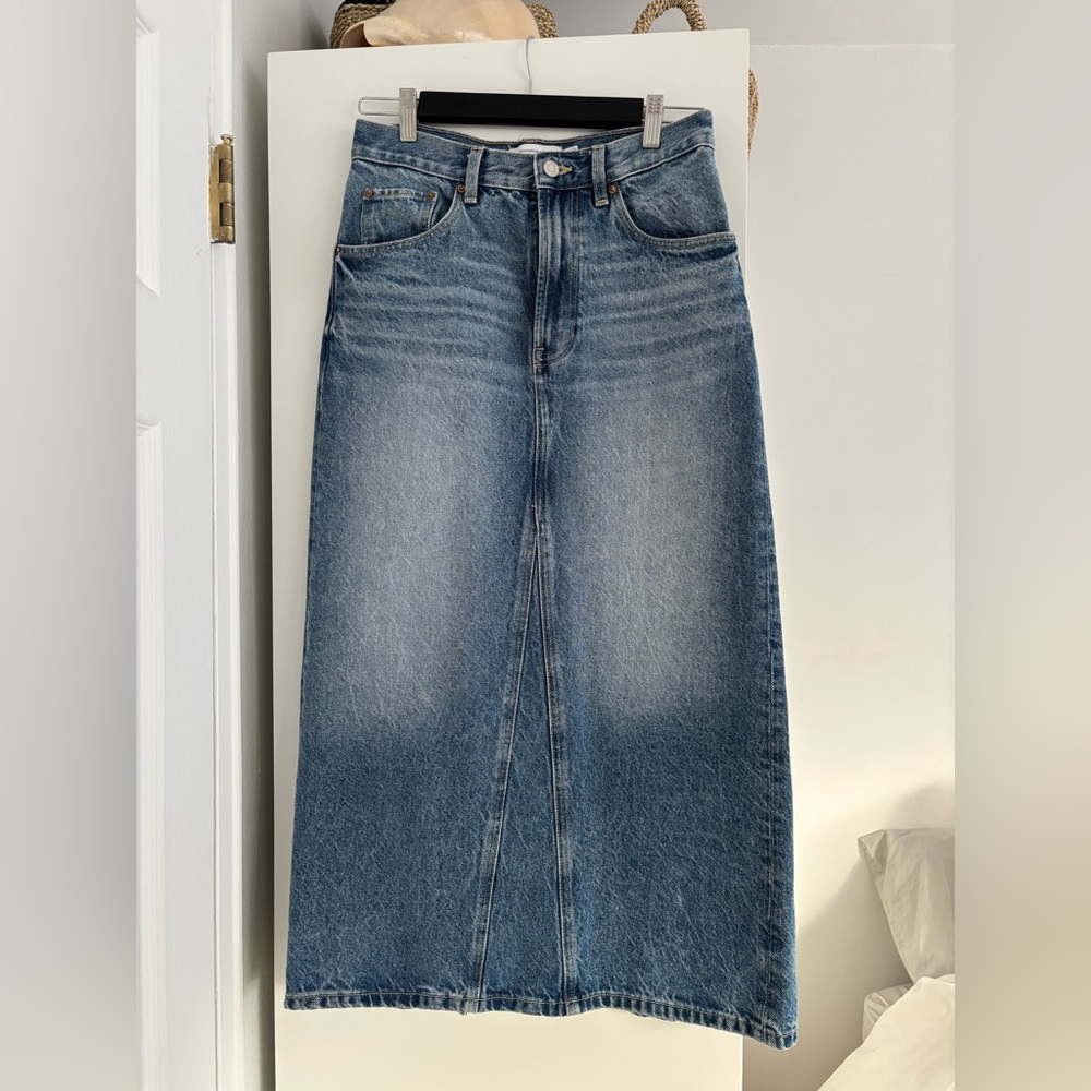 & other stories denim midi skirt - size 4